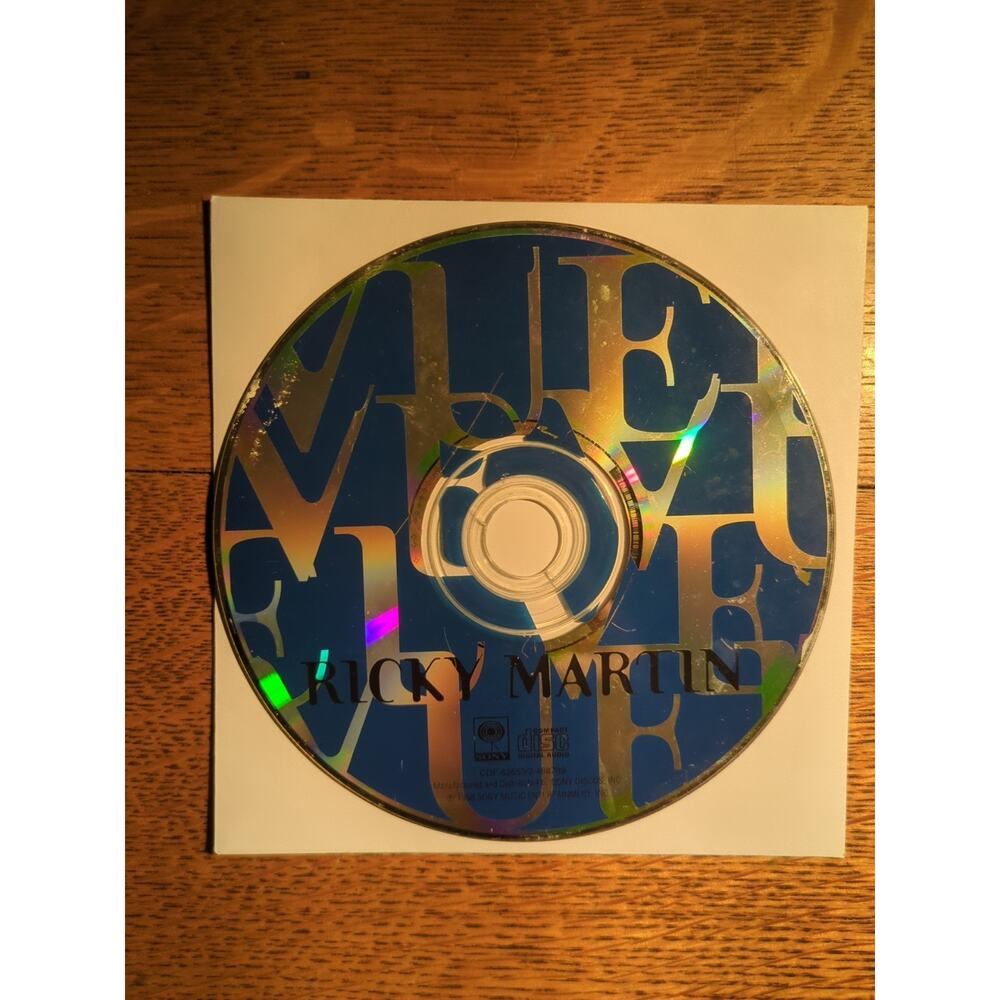 Ricky Martin Vuelve (CD Disc Only)